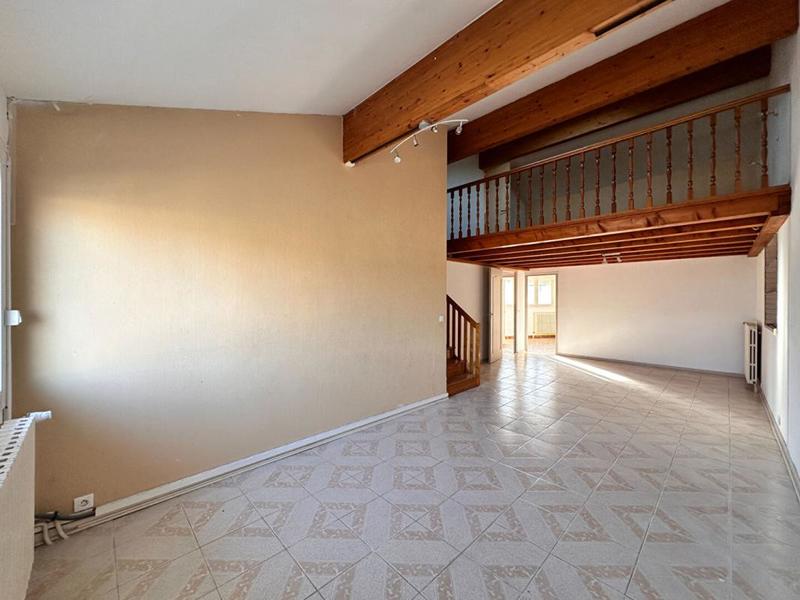 Appartement - 111 m² - 3 pièces