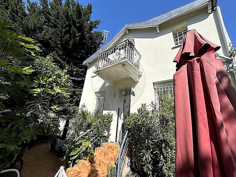 Maison - 105 m² - 5 pièces