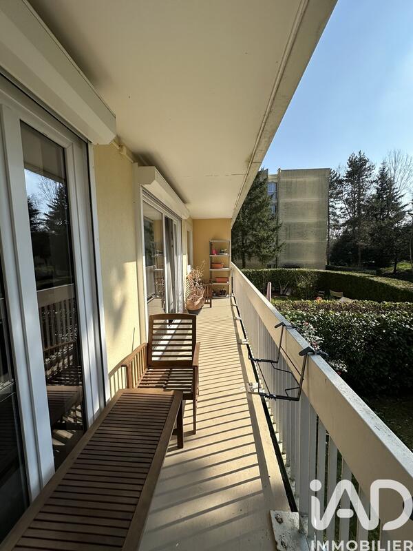 Appartement - 95 m² - 5 pièces