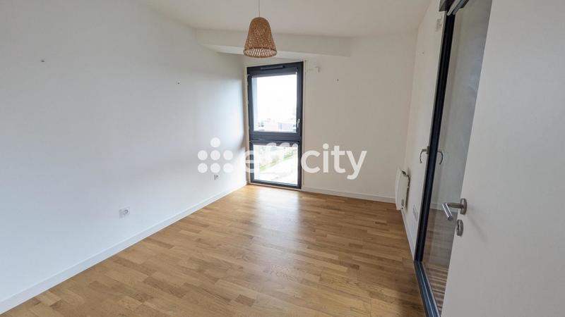 Appartement - 106 m² - 5 pièces