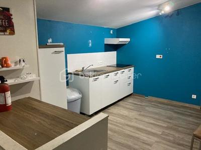 Local commercial - 133 m² - 7 pièces