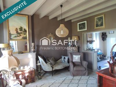 Maison - 217 m² - 9 pièces