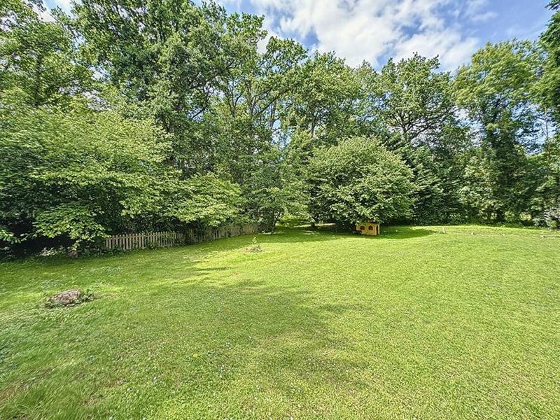 Maison - 215 m² - 8 pièces