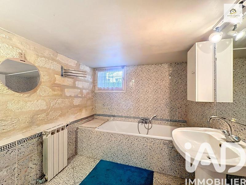 Maison - 210 m² - 7 pièces