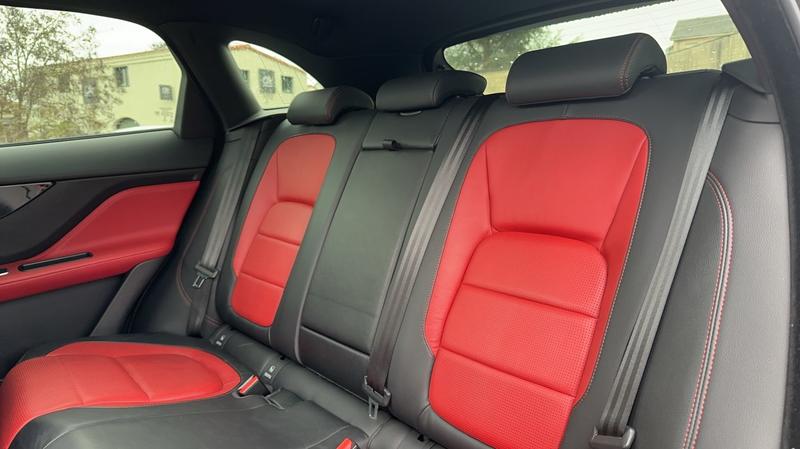 Jaguar F-Pace 20d 180 Bva R Sport - Automatique Toit ouvrant