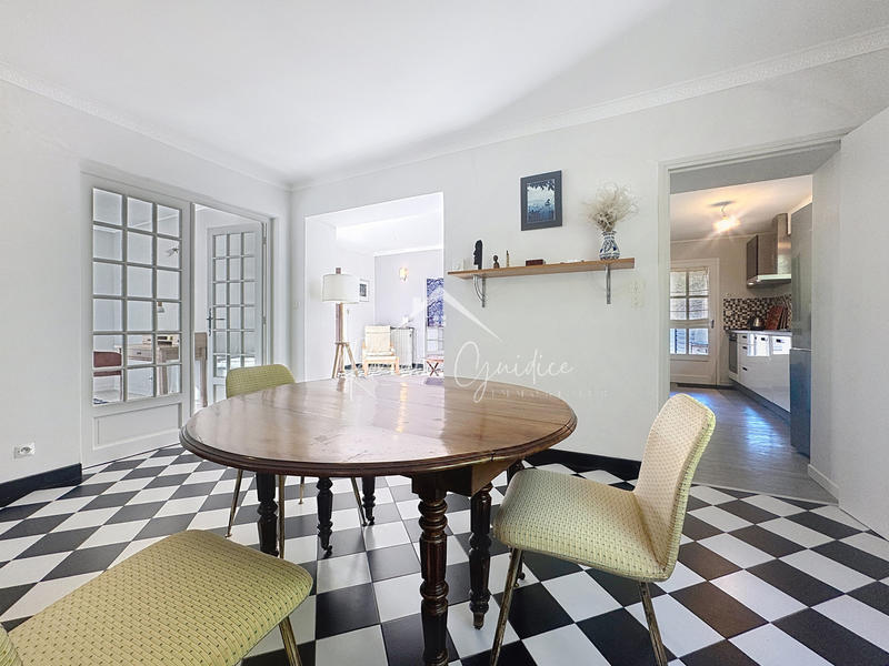 Maison - 106 m² - 5 pièces