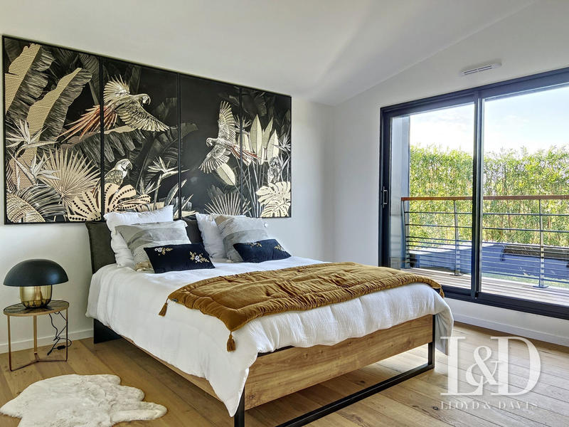 Villa - 216 m² - 5 pièces