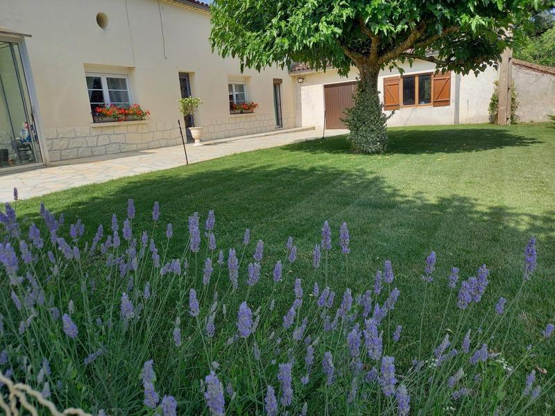 Maison en pierre - 130 m² - 6 pièces