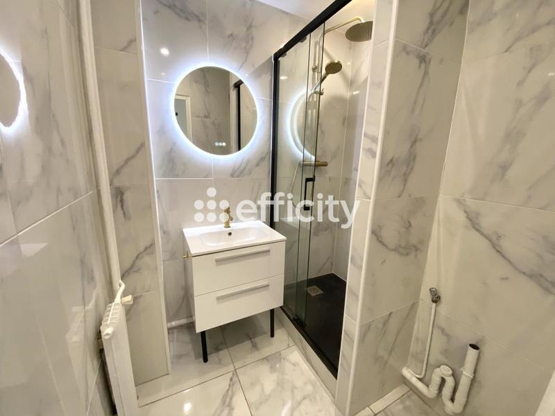 Appartement - 110 m² - 6 pièces