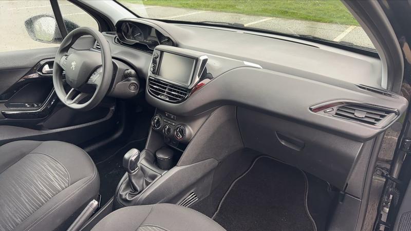 Peugeot 208 1.6 BlueHDi 75 Active Business 2pl.