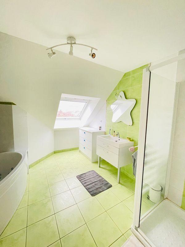 Maison - 270 m² - 7 pièces