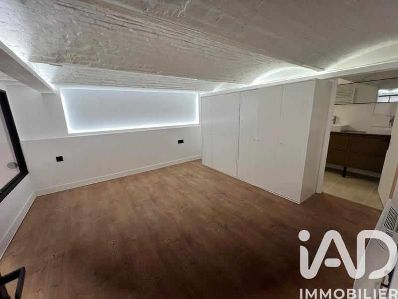 Loft - 121 m² - 5 pièces