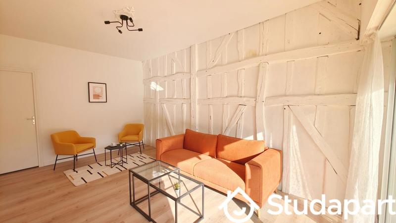 Chambre - 14 m² - 1 pièce