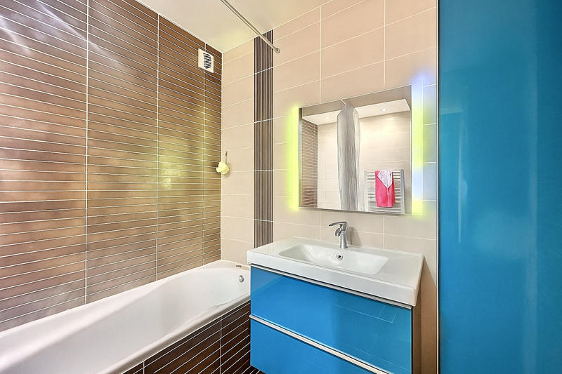 Appartement - 87 m² - 4 pièces