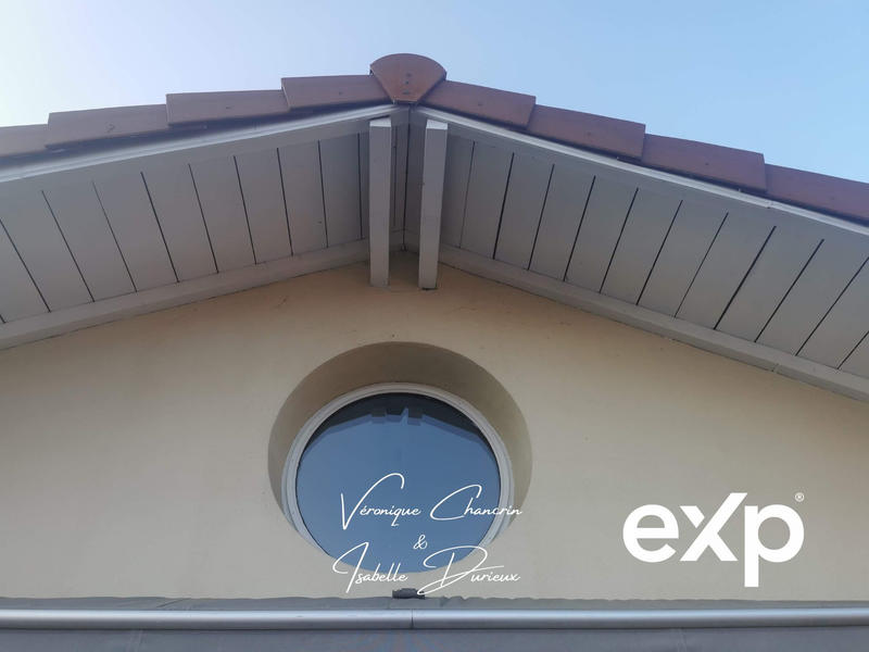 Loft - 181 m² - 5 pièces