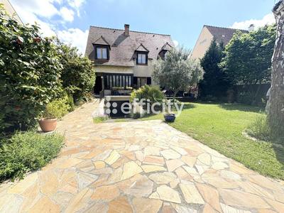 Maison - 165 m² - 6 pièces