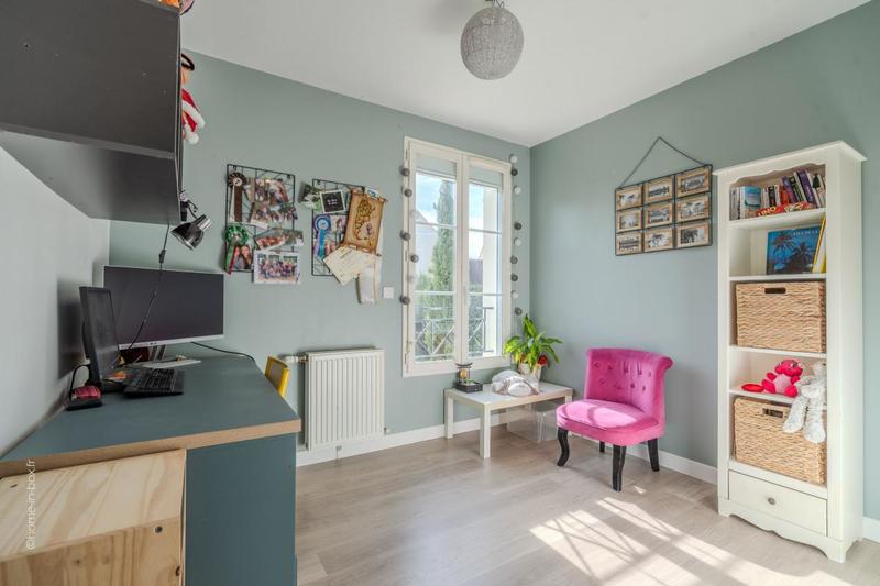 Maison - 170 m² - 8 pièces