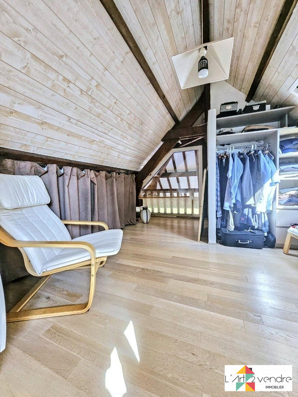 Maison - 185 m² - 6 pièces