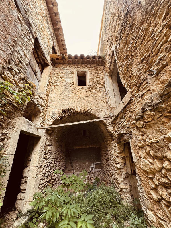 Maison traditionnelle - 251 m² - 5 pièces