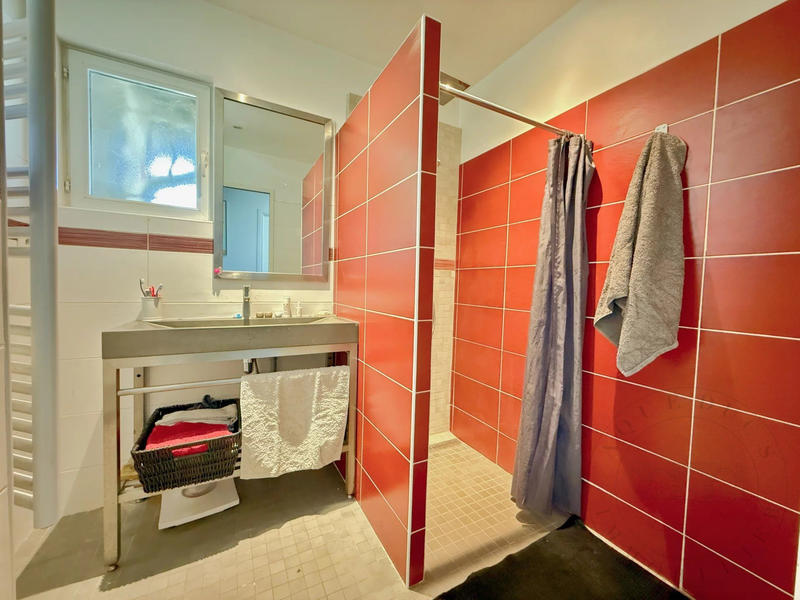 Villa - 200 m² - 8 pièces