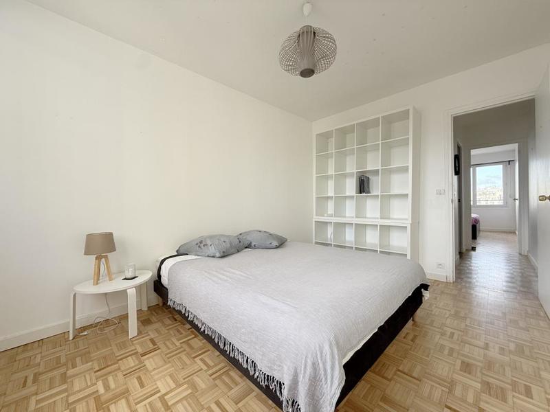 Appartement - 75 m² - 3 pièces