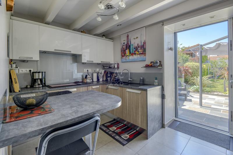 Maison - 87 m² - 4 pièces