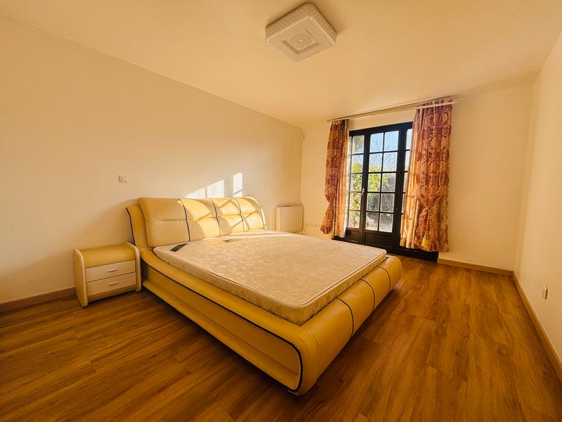 Maison - 102 m² - 4 pièces