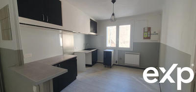 Maison traditionnelle - 78 m² - 5 pièces