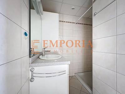 Immeuble - 300 m² - 18 pièces