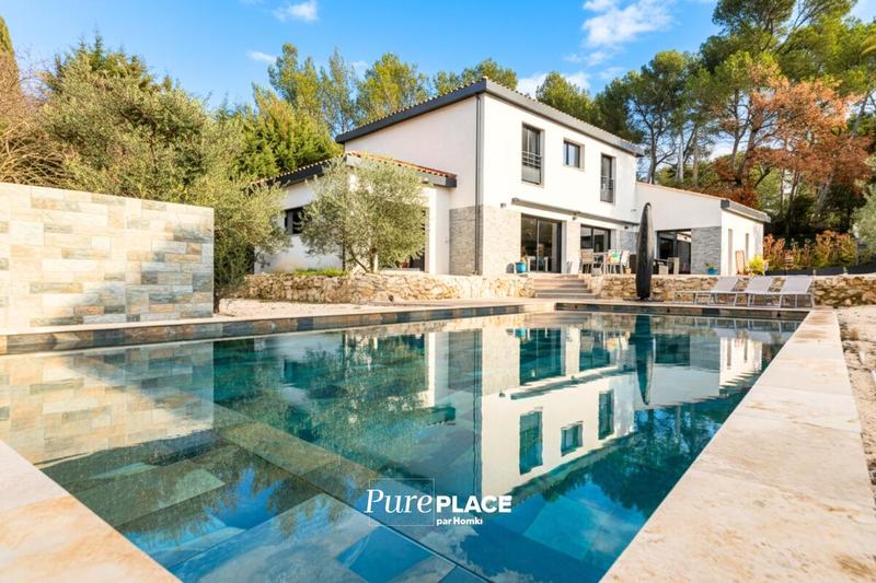 Maison - 197 m² - 6 pièces