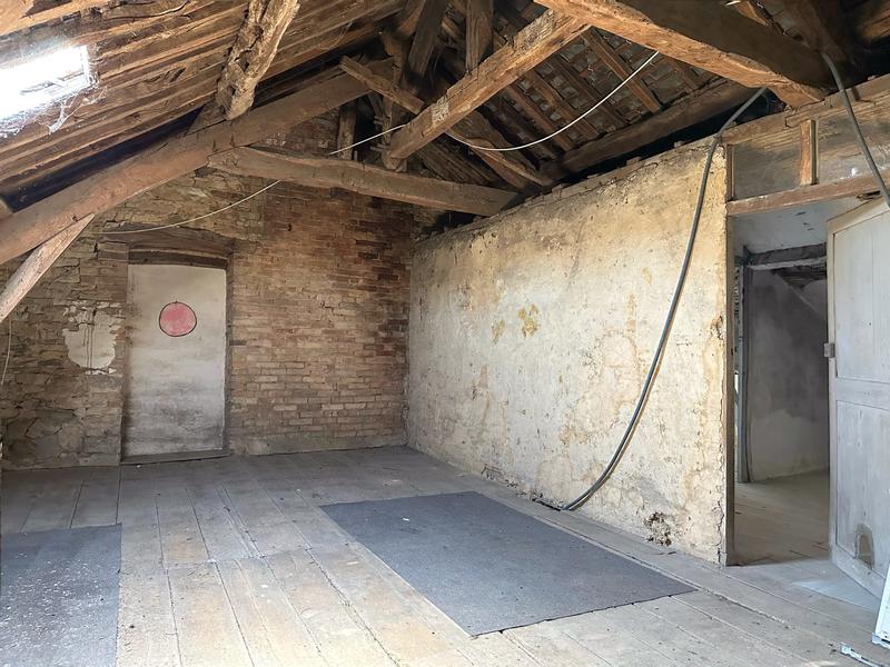 Appartement - 99 m² - 5 pièces