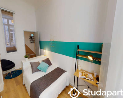 Chambre - 90 m² - 1 pièce