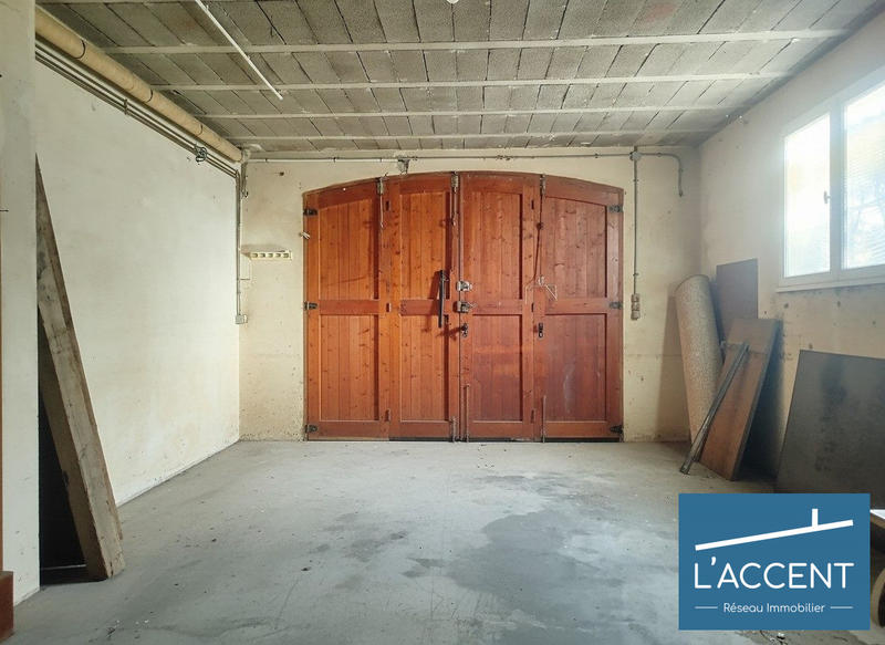 Maison - 185 m² - 7 pièces