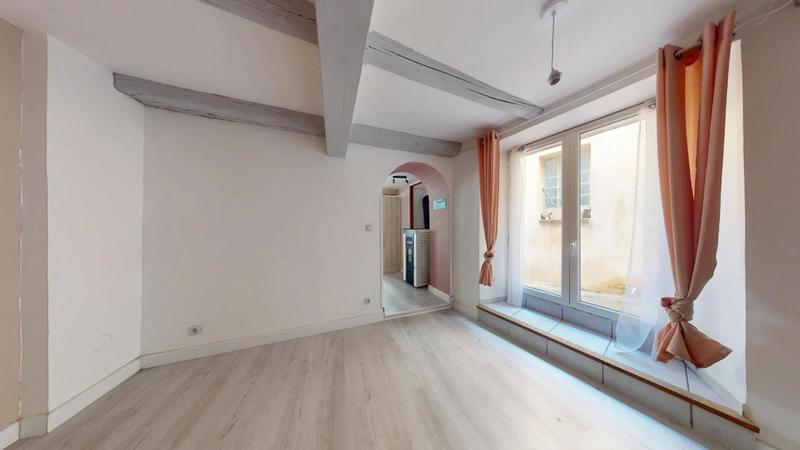 Maison de village - 81 m² - 5 pièces