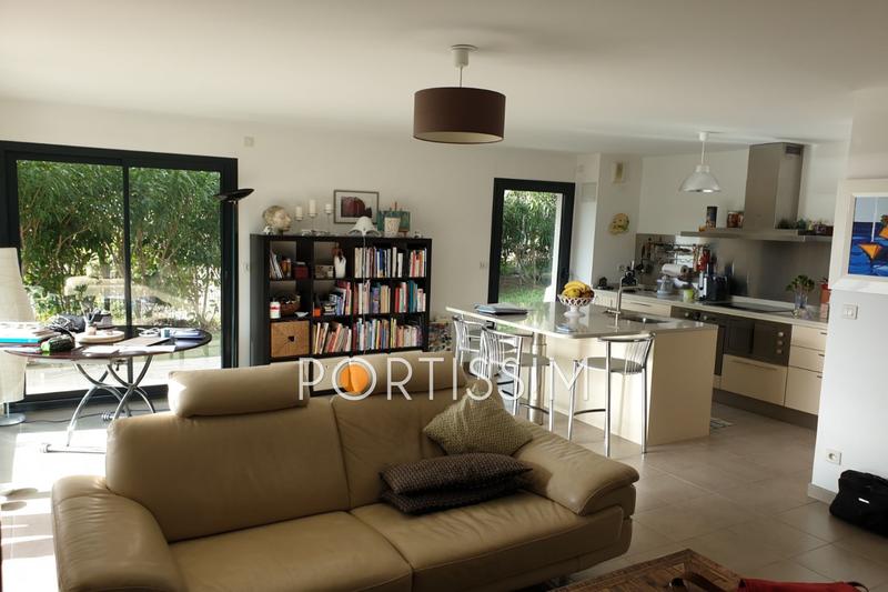 Appartement - 93 m² - 4 pièces