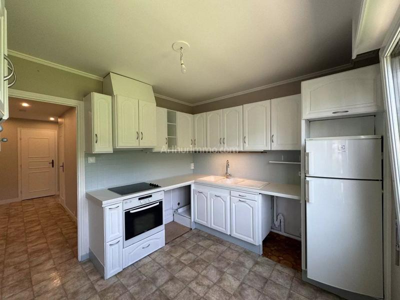 Appartement - 80 m² - 4 pièces