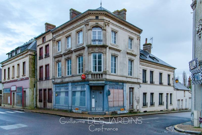 Immeuble - 150 m² - 8 pièces