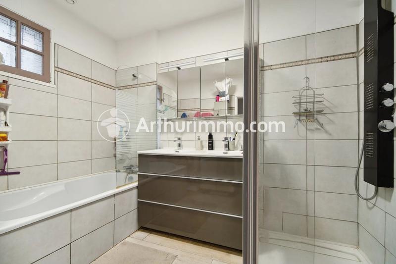 Maison - 90 m² - 3 pièces