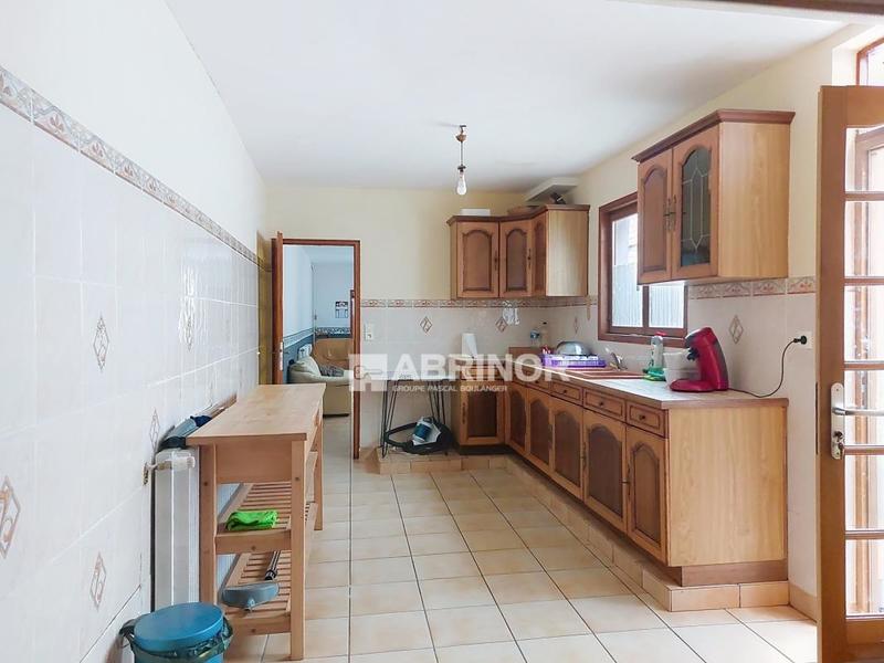 Maison - 164 m² - 7 pièces