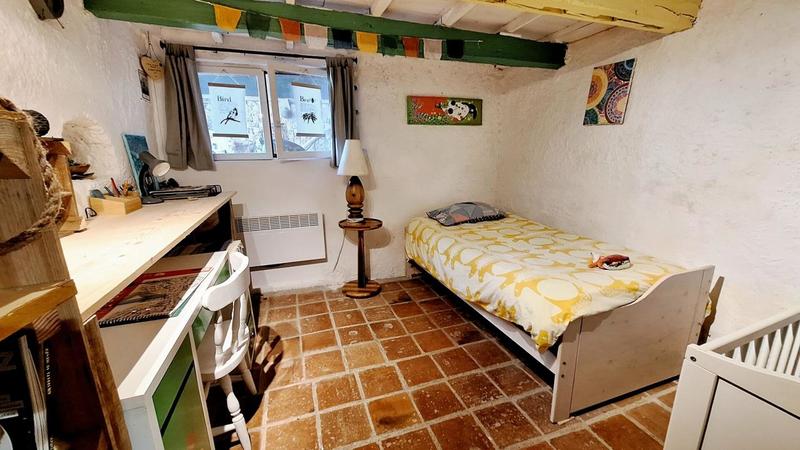 Maison - 265 m² - 9 pièces