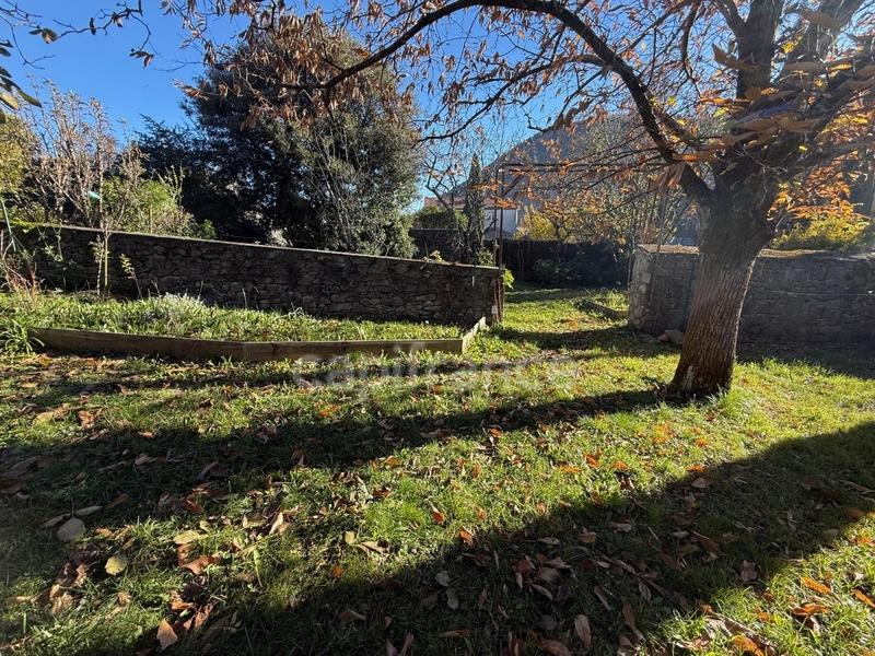 Terrain constructible - 781 m²