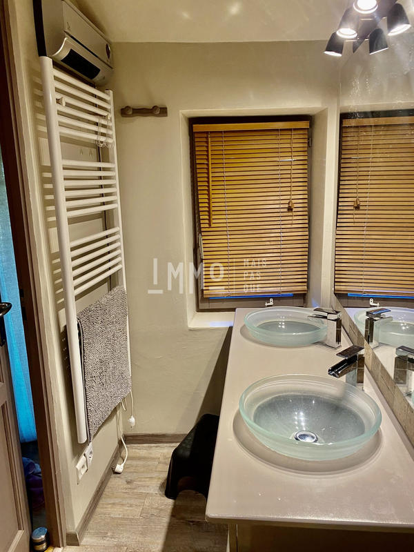 Maison - 136 m² - 7 pièces