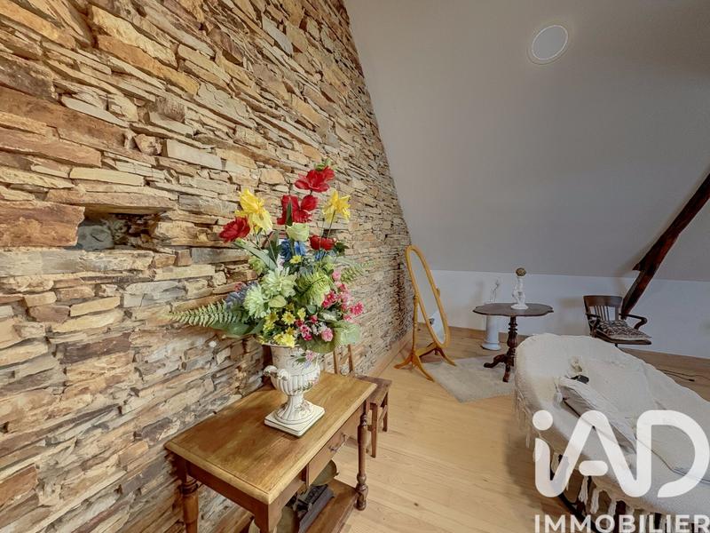 Maison - 394 m² - 9 pièces