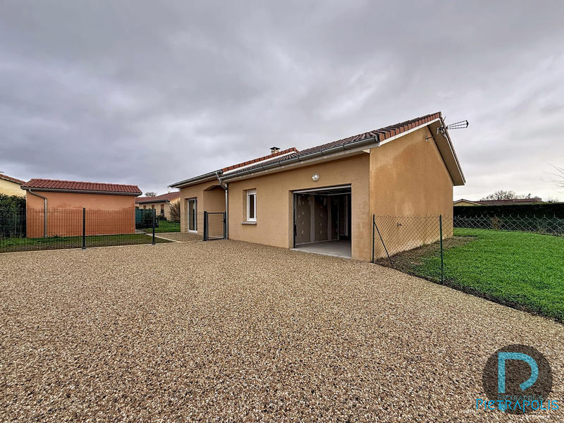 Maison - 88 m² - 7 pièces