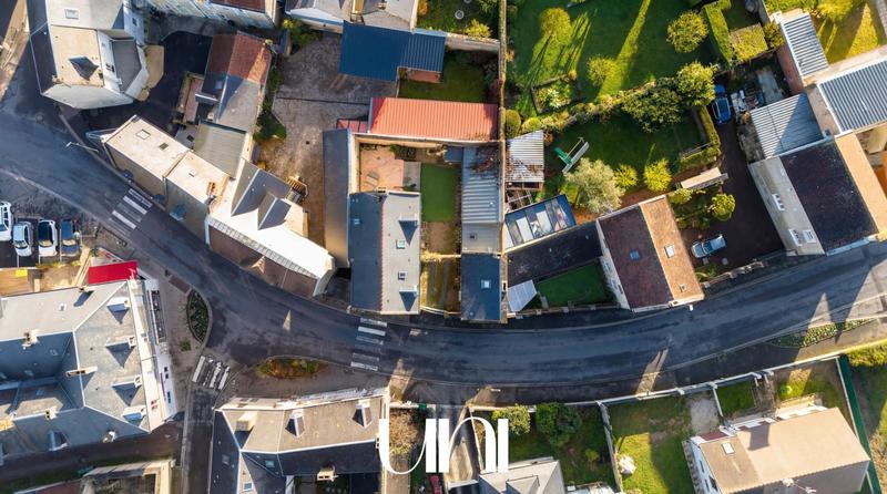 Propriété - 190 m² - 7 pièces