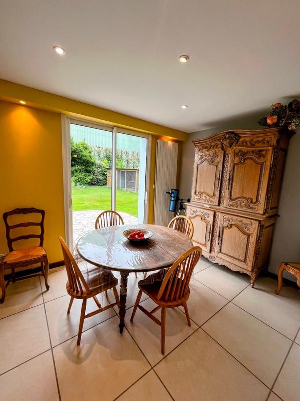 Maison traditionnelle - 160 m² - 7 pièces