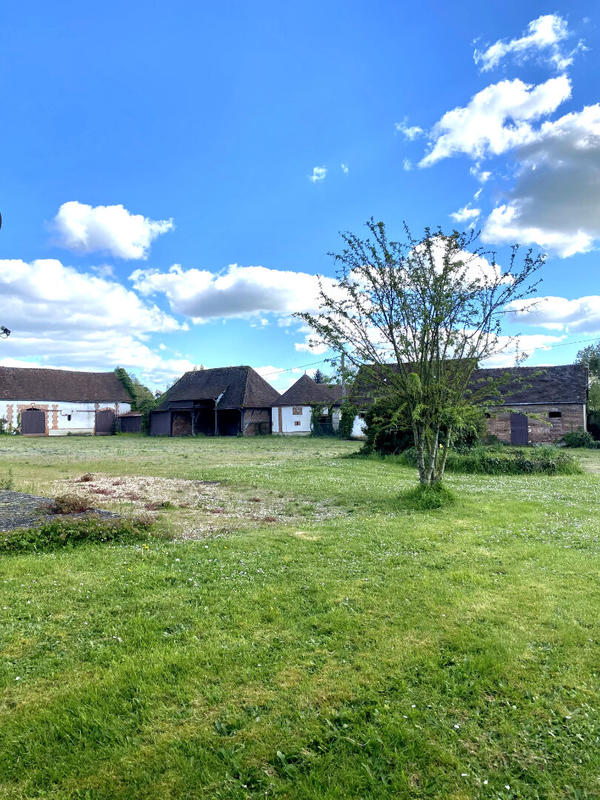 Maison - 280 m² - 9 pièces