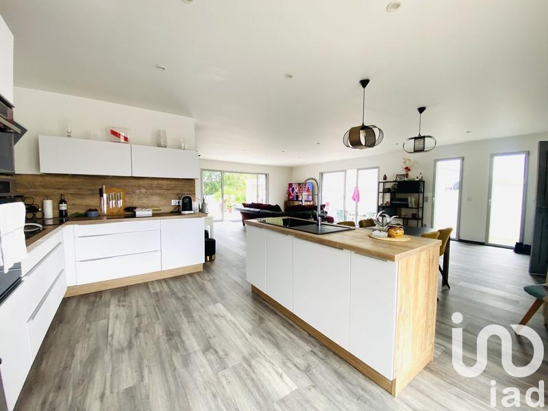 Maison - 175 m² - 6 pièces