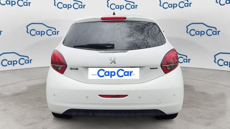 Peugeot 208 1.2 Puretech 110 Eat6 Feline