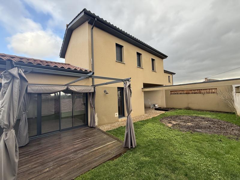 Villa - 93 m² - 4 pièces